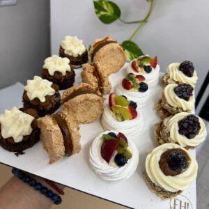 Petit four 16 unidades